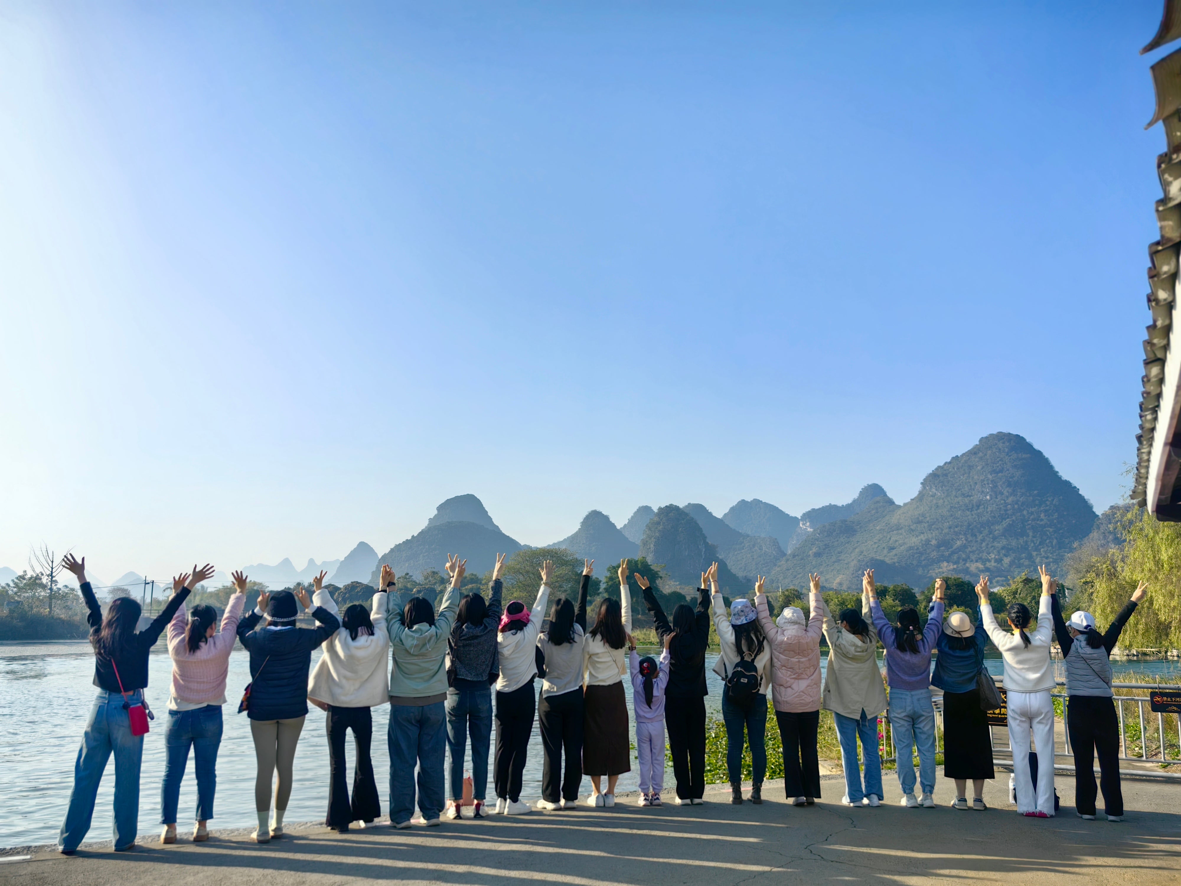 XY Global Service Team for Metal and Ceramic Injection Molding Enjoys Nature